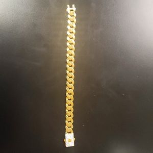 Bracelet 9 inches length,yellow gold 14 karat